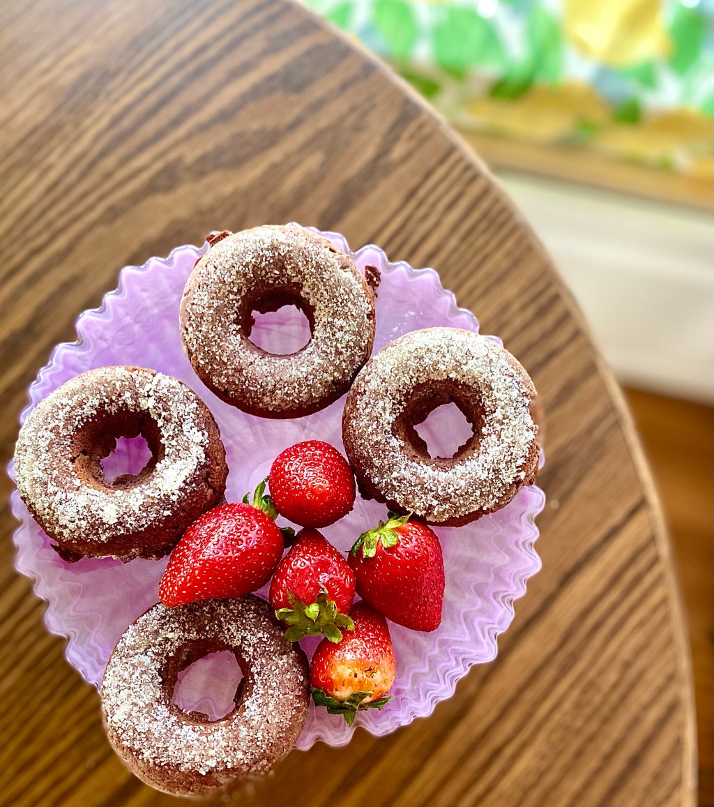 Basic Chocolate Cake&nbsp;Donuts